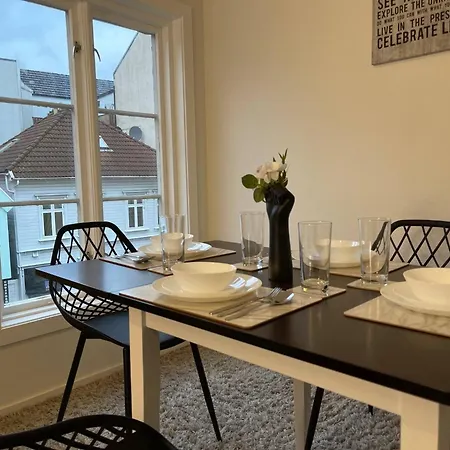 15 With Private Sauna Billiards דירה