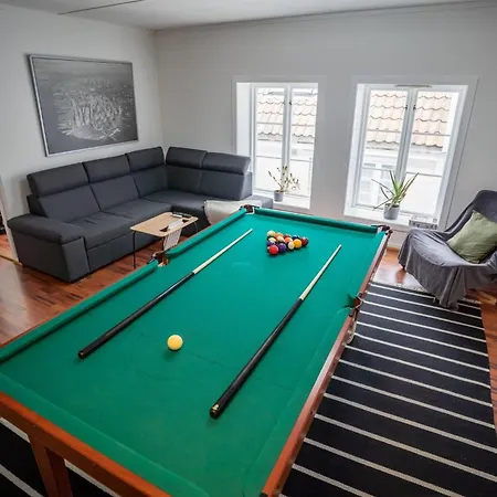 15 With Private Sauna Billiards *