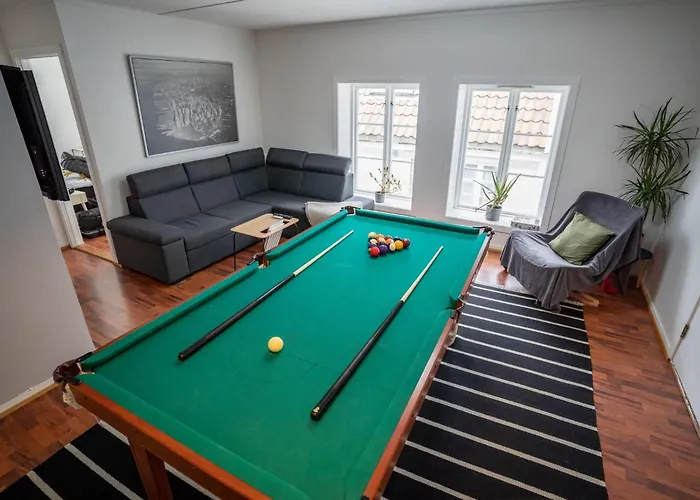 15 With Private Sauna Billiards *